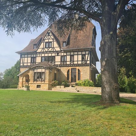 Manoir De La Graviere Bed & Breakfast Mouzon  Eksteriør bilde