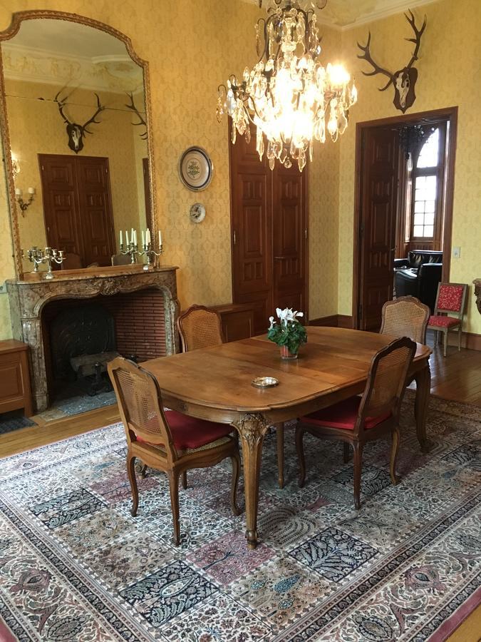 Manoir De La Graviere Bed & Breakfast Mouzon  Eksteriør bilde