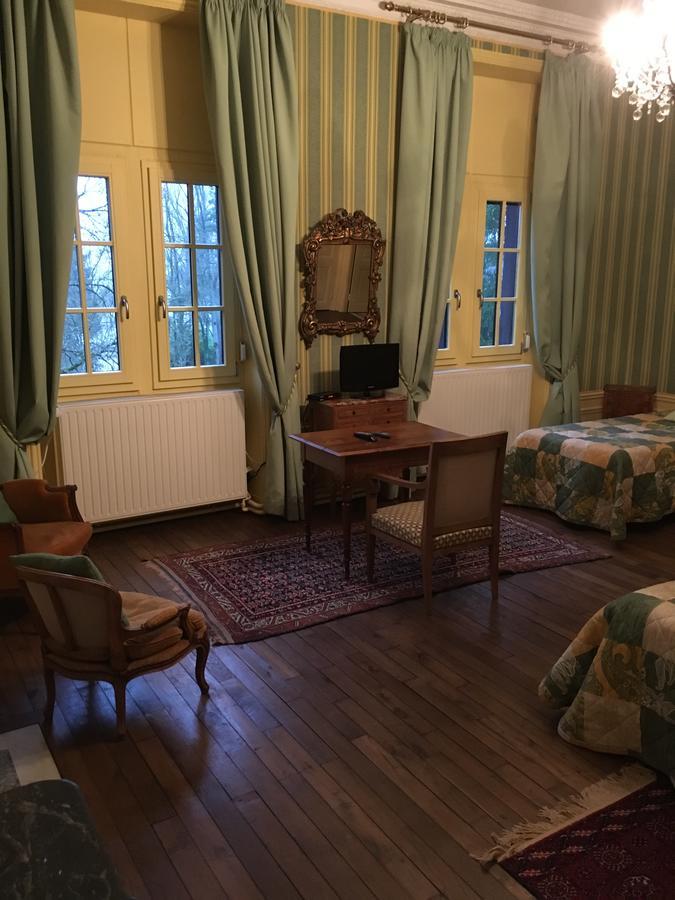 Manoir De La Graviere Bed & Breakfast Mouzon  Eksteriør bilde